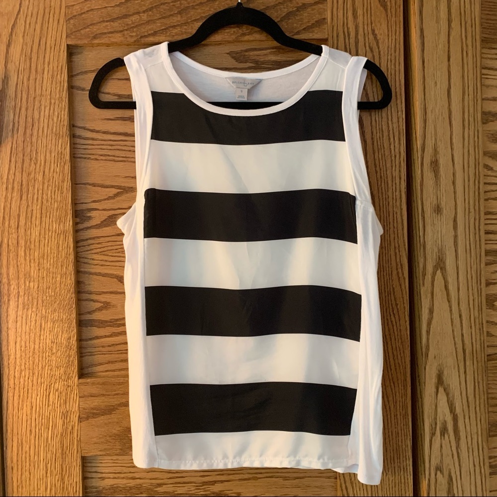 Belle Sky sleeveless black and white top